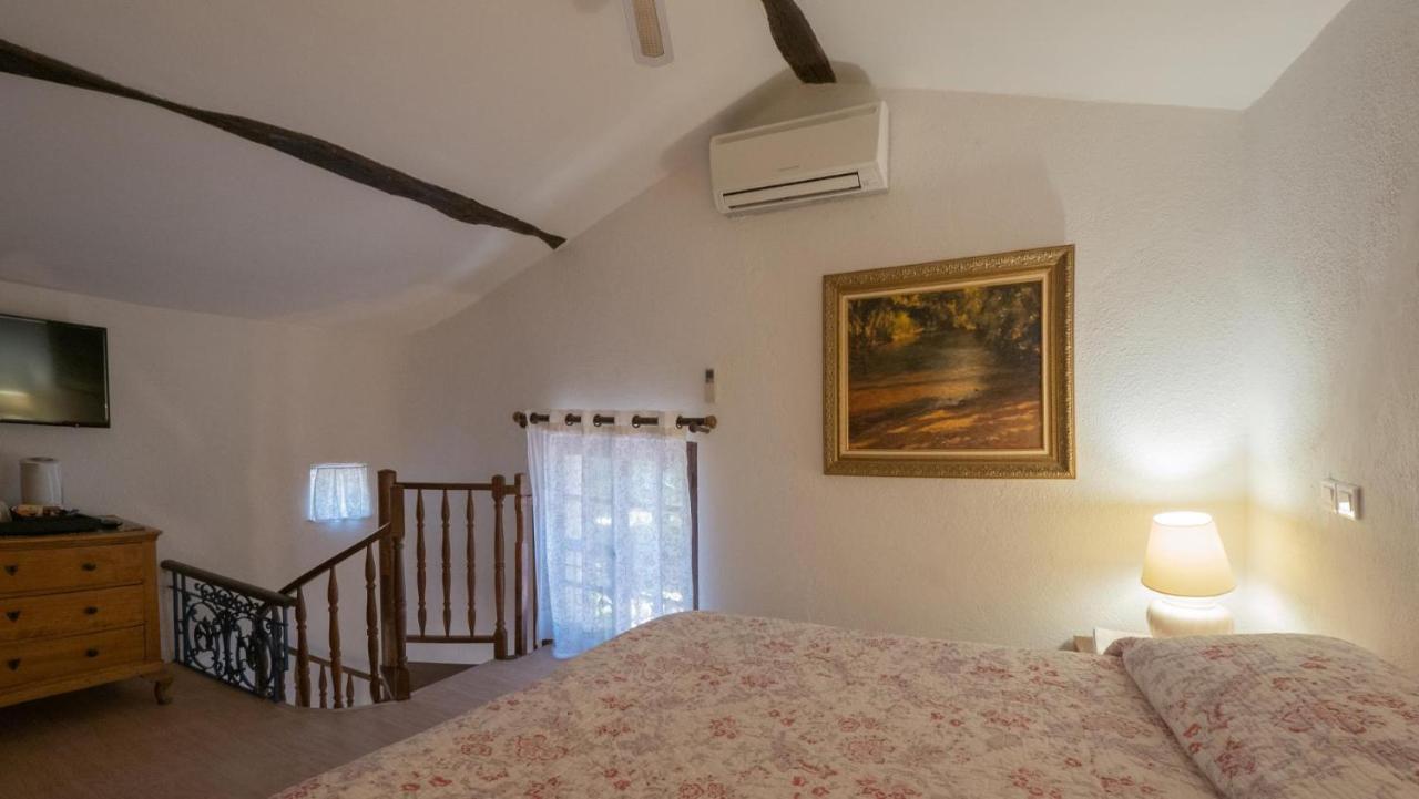 Hotel-Restaurant Le Moulin De La Camandoule Fayence Ngoại thất bức ảnh